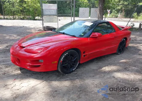 2001 Pontiac Firebird Trans Am из США, поврежденный, VIN 2G2FV22G712148927